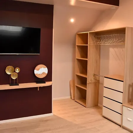 Pairi Daiza A 15 Minutes ! Les 3 Fontaines, Entre Mons Et Tournai, Ath , Saint Ghislain * Beloeil